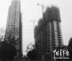 河南房地产开发乱象 被曝光后楼房仍在盖